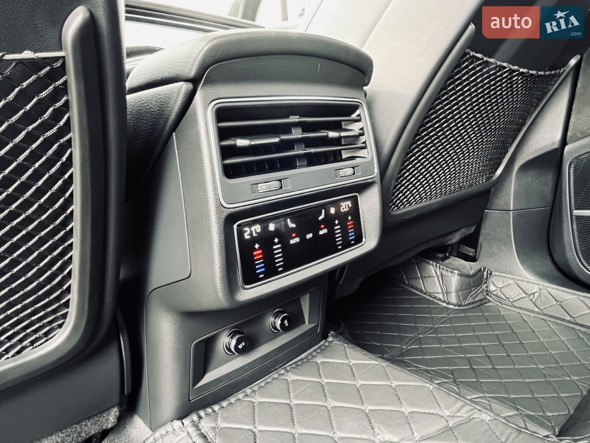 2020 Audi SQ7 - мініатюра 54