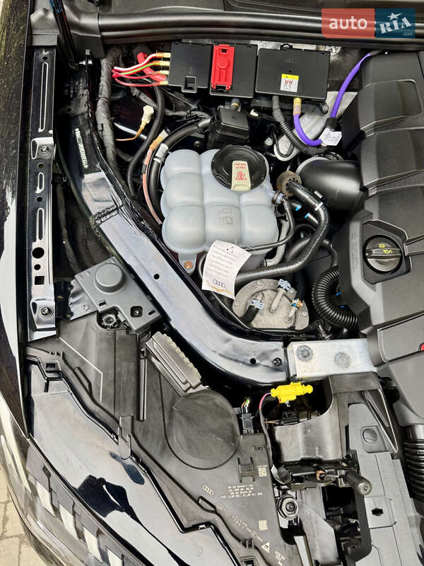 Позашляховик / Кросовер Audi SQ7 2020 в Луцьку