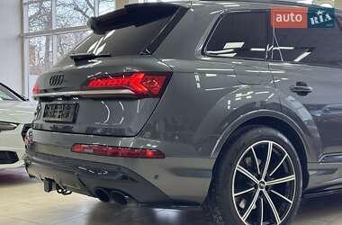 Внедорожник / Кроссовер Audi SQ7 2020 в 