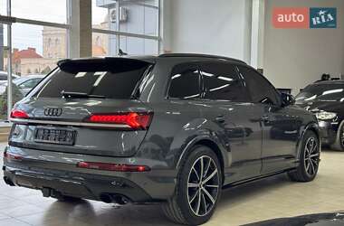 Внедорожник / Кроссовер Audi SQ7 2020 в 
