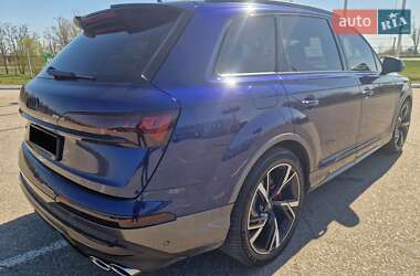 Внедорожник / Кроссовер Audi SQ7 2021 в 