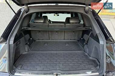 Позашляховик / Кросовер Audi SQ7 2020 в 
