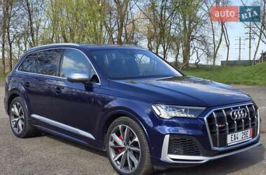 Внедорожник / Кроссовер Audi SQ7 2020 в 