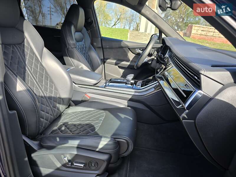 Позашляховик / Кросовер Audi SQ7 2020 в Калуші