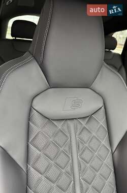 Внедорожник / Кроссовер Audi SQ7 2024 в 