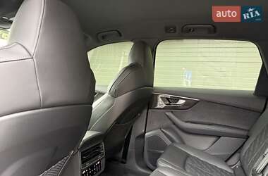 Внедорожник / Кроссовер Audi SQ7 2024 в 