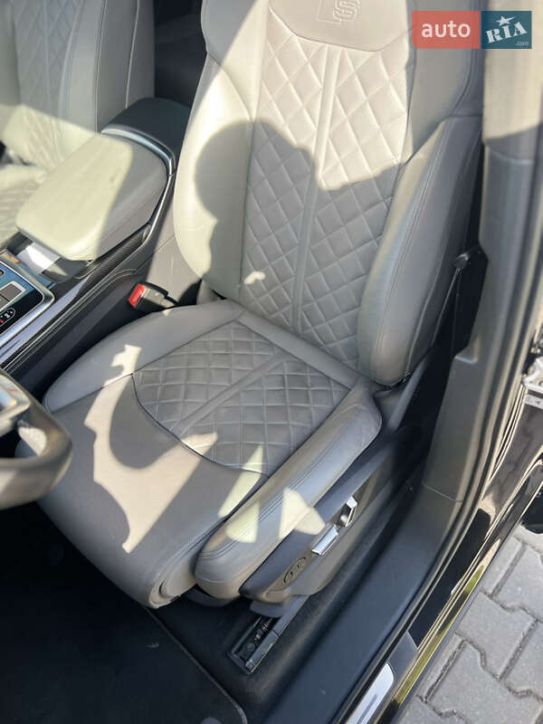 Внедорожник / Кроссовер Audi SQ7 2021 в Хмельницком