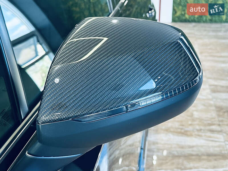 Внедорожник / Кроссовер Audi SQ7 2022 в Киеве