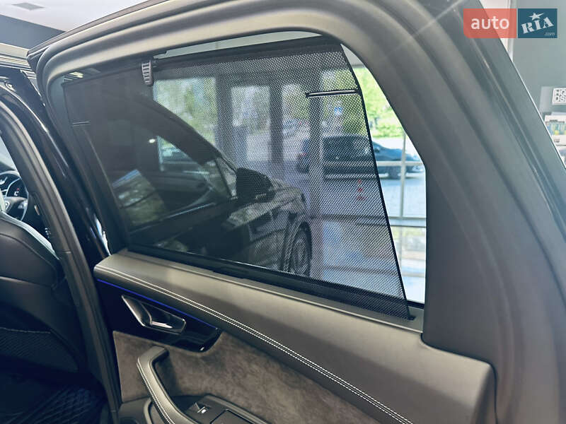 Внедорожник / Кроссовер Audi SQ7 2022 в Киеве