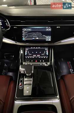 Внедорожник / Кроссовер Audi SQ7 2020 в 
