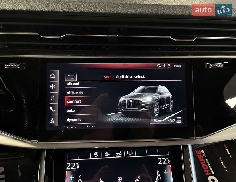 Позашляховик / Кросовер Audi SQ7 2020 в Львові