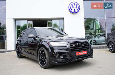 Позашляховик / Кросовер Audi SQ7 2017 в Житомирі