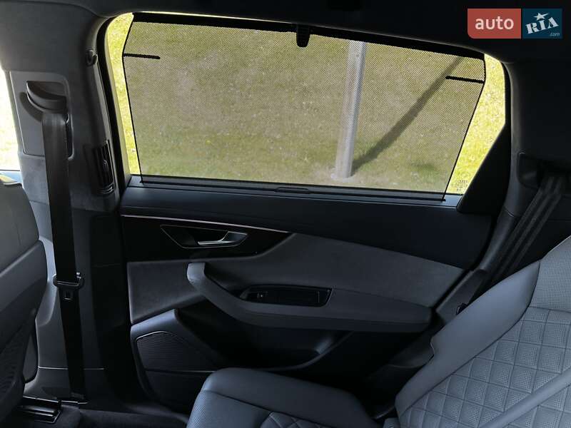 Позашляховик / Кросовер Audi SQ7 2023 в Києві