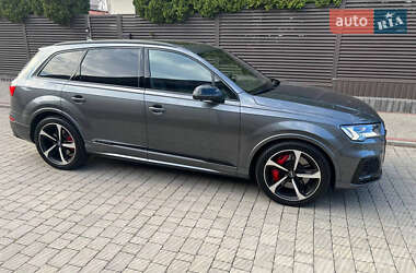 Внедорожник / Кроссовер Audi SQ7 2019 в 