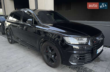 Внедорожник / Кроссовер Audi SQ7 2016 в Киеве