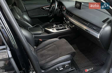 Внедорожник / Кроссовер Audi SQ7 2016 в 