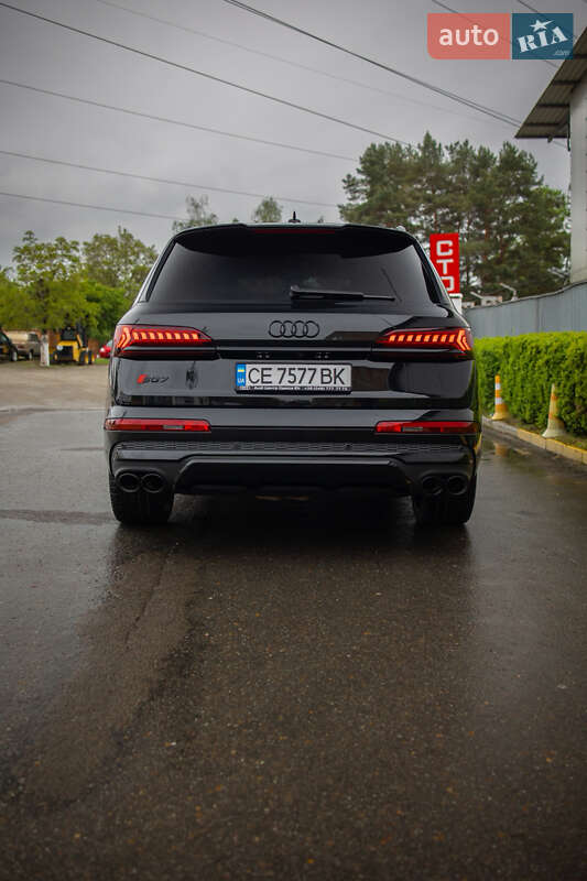 Внедорожник / Кроссовер Audi SQ7 2023 в Черновцах