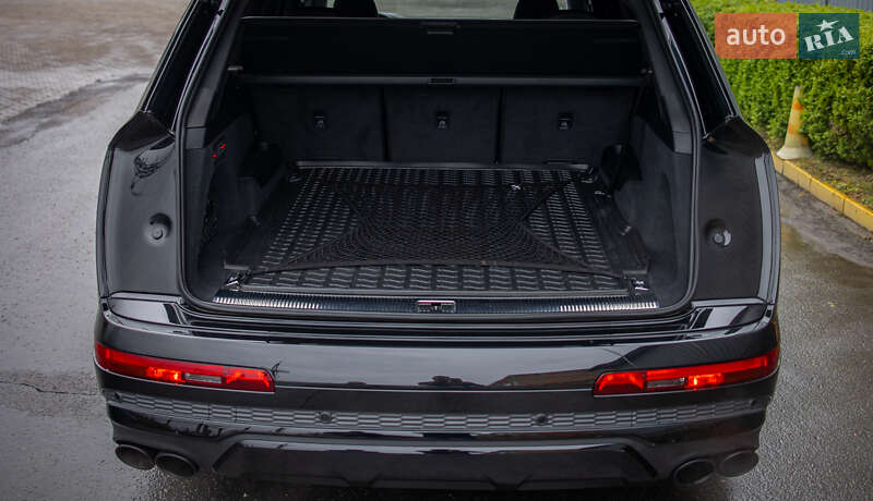 Внедорожник / Кроссовер Audi SQ7 2023 в Черновцах