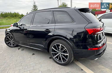 Позашляховик / Кросовер Audi SQ7 2020 в 