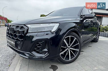 Позашляховик / Кросовер Audi SQ7 2020 в Ужгороді