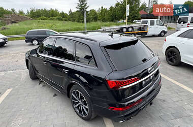 Позашляховик / Кросовер Audi SQ7 2020 в 