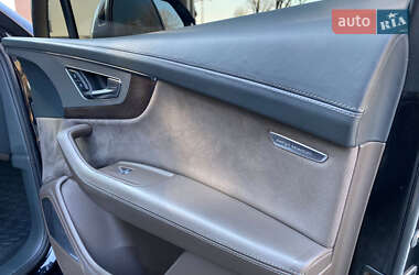 Внедорожник / Кроссовер Audi SQ7 2018 в 