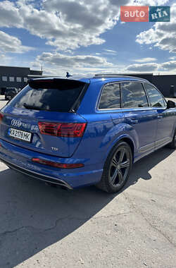 Внедорожник / Кроссовер Audi SQ7 2017 в 