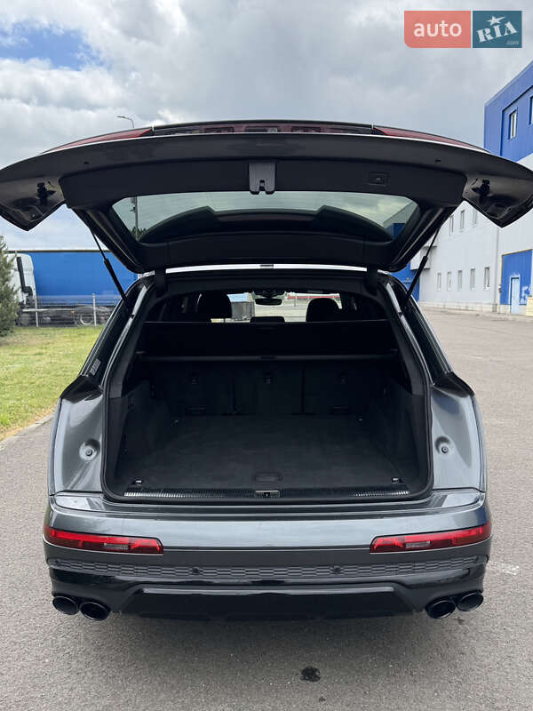 Внедорожник / Кроссовер Audi SQ7 2019 в Ковеле