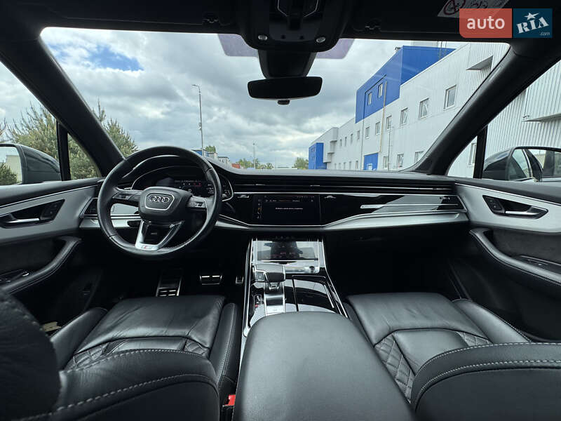 Внедорожник / Кроссовер Audi SQ7 2019 в Ковеле