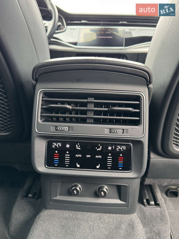 Внедорожник / Кроссовер Audi SQ7 2020 в Ковеле