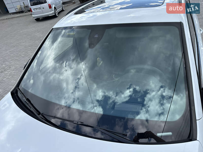 Внедорожник / Кроссовер Audi SQ7 2017 в Ужгороде