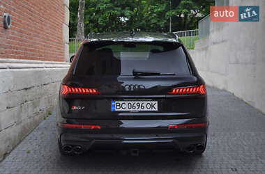 Внедорожник / Кроссовер Audi SQ7 2021 в 