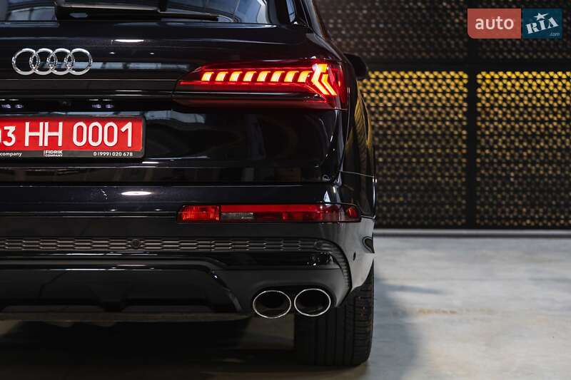 Внедорожник / Кроссовер Audi SQ7 2020 в Луцке