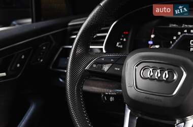 Внедорожник / Кроссовер Audi SQ7 2020 в 