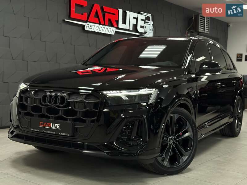 Внедорожник / Кроссовер Audi SQ7 2024 в Тернополе