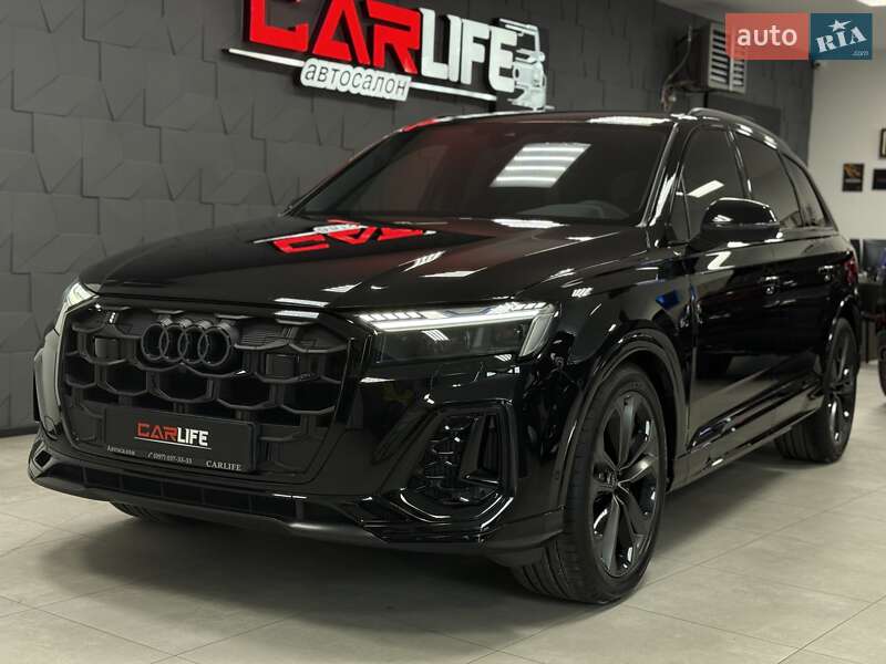 Внедорожник / Кроссовер Audi SQ7 2024 в Тернополе