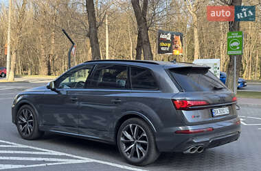 Внедорожник / Кроссовер Audi SQ7 2021 в 