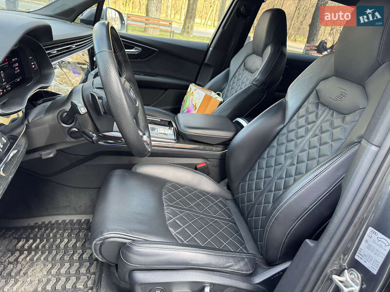 Внедорожник / Кроссовер Audi SQ7 2021 в Хмельницком