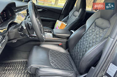 Внедорожник / Кроссовер Audi SQ7 2021 в 