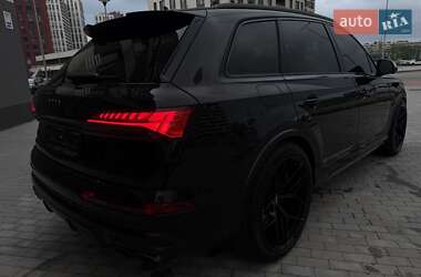 Внедорожник / Кроссовер Audi SQ7 2024 в 