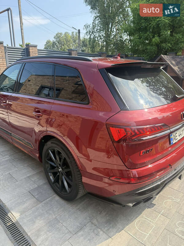 Внедорожник / Кроссовер Audi SQ7 2020 в Днепре