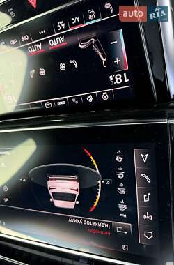 Внедорожник / Кроссовер Audi SQ7 2024 в 