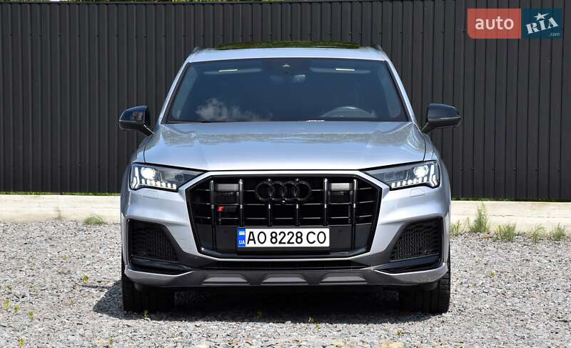 Внедорожник / Кроссовер Audi SQ7 2020 в Дрогобыче