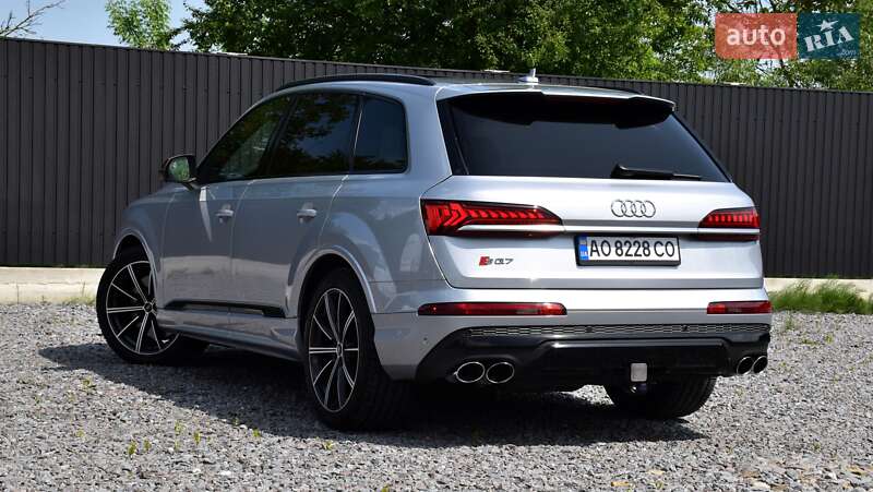 Внедорожник / Кроссовер Audi SQ7 2020 в Дрогобыче