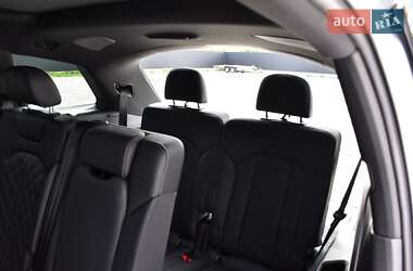 Внедорожник / Кроссовер Audi SQ7 2020 в 