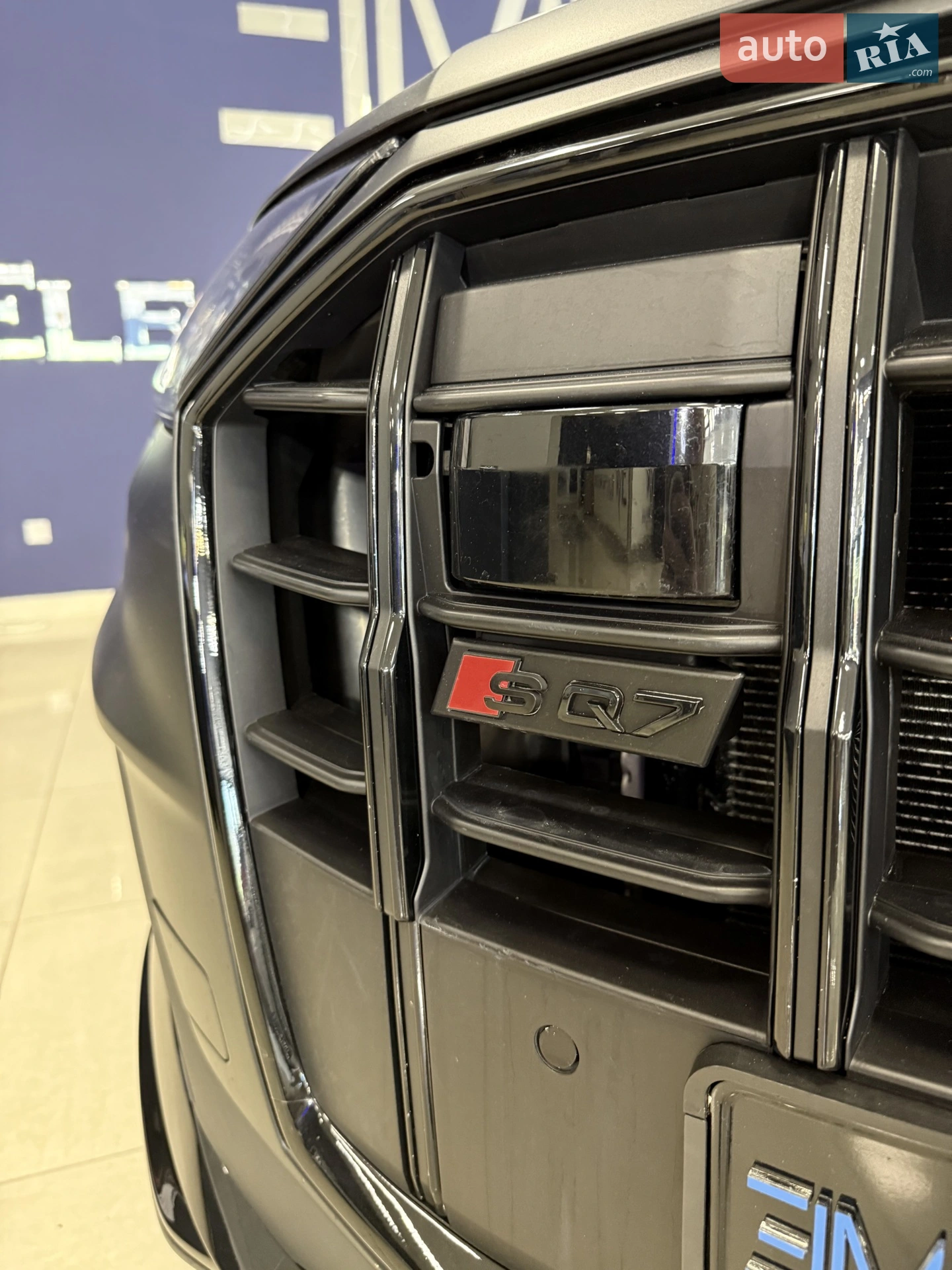 2020 Audi SQ7 - мініатюра 28