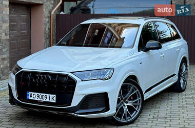 Внедорожник / Кроссовер Audi SQ7 2020 в 