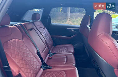 Внедорожник / Кроссовер Audi SQ7 2020 в 
