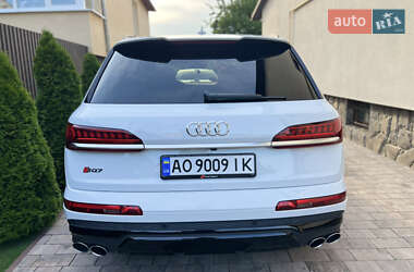 Внедорожник / Кроссовер Audi SQ7 2020 в 