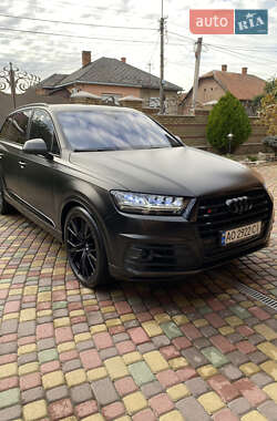 Позашляховик / Кросовер Audi SQ7 2017 в Мукачевому